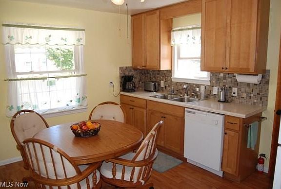 5th image of 9015 Ansonia Ave
