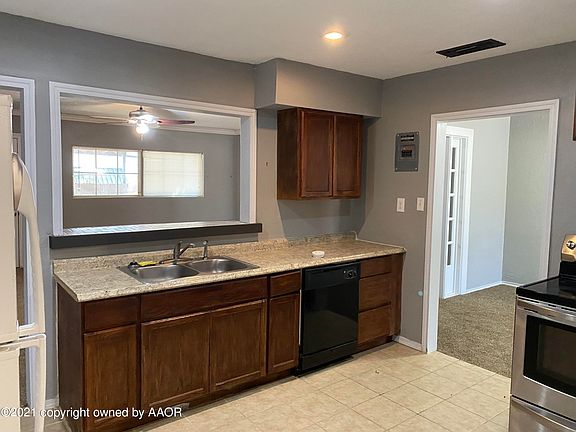 5th image of 2025 S Ong St