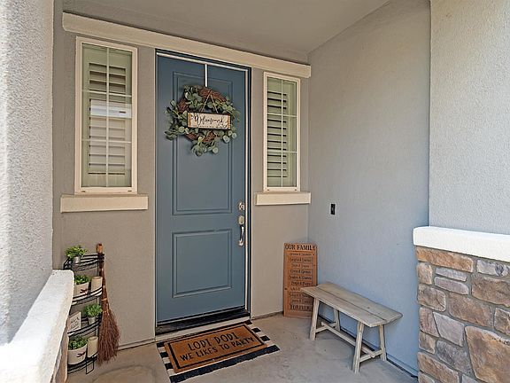 3rd image of 1817 Glenmark Way