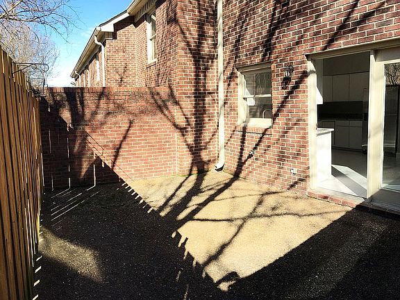 2nd image of 3341 Golf Club Ln