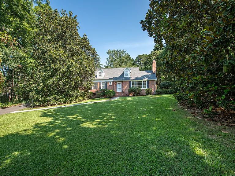 4001 Churchill Rd — Photo 2
