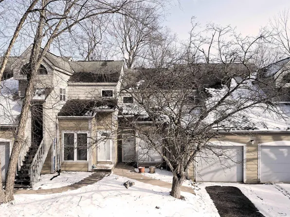 1904 E Bay Pointe Dr, Bloomington, IN 47401