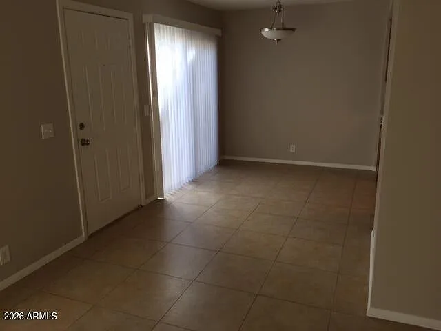 2 bed, 1.5 bath, 950 sqft, $1,600 — Photo 4