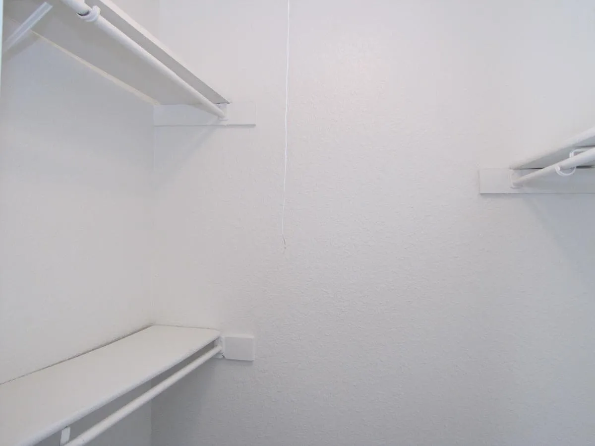 1 bed, 700 sqft, $675 — Photo 3