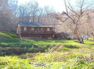 13212 Canyon Falls Rd, Mount Hope, WI 53816