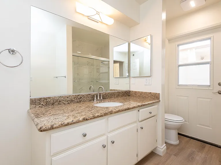 3650 Midvale Ave #108 — Photo 17