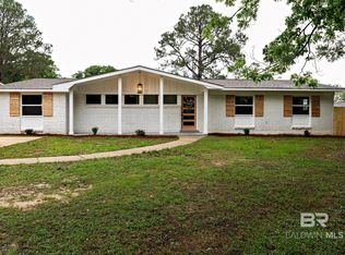 5922 Sunnyside Dr, Mobile, AL 36619