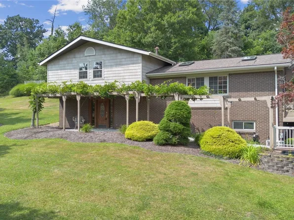 4197 Gun Club Rd, Murrysville, PA 15668