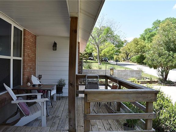 4th image of 3201 Nancy Gale Dr
