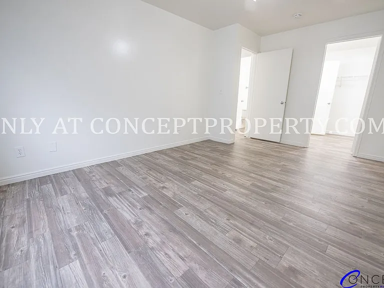 Bentwood — Photo 126