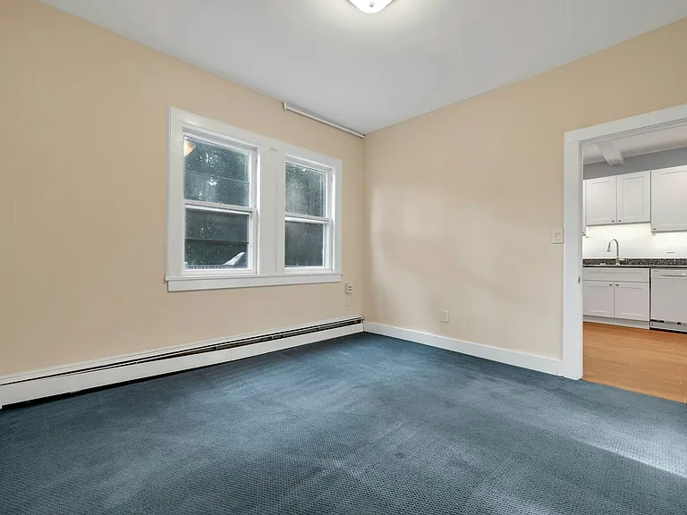 288 S Van Dien Ave #D — Photo 16