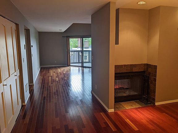 3rd image of 232 W Franklin Ave APT 306