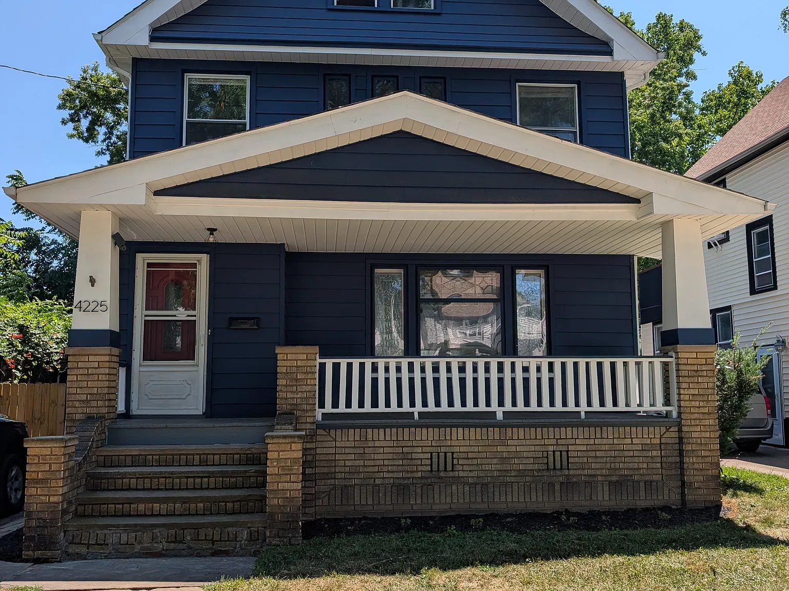 4 bed, 1943 sqft, $2,000 — Photo 1