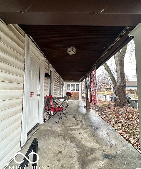Listing photo 4