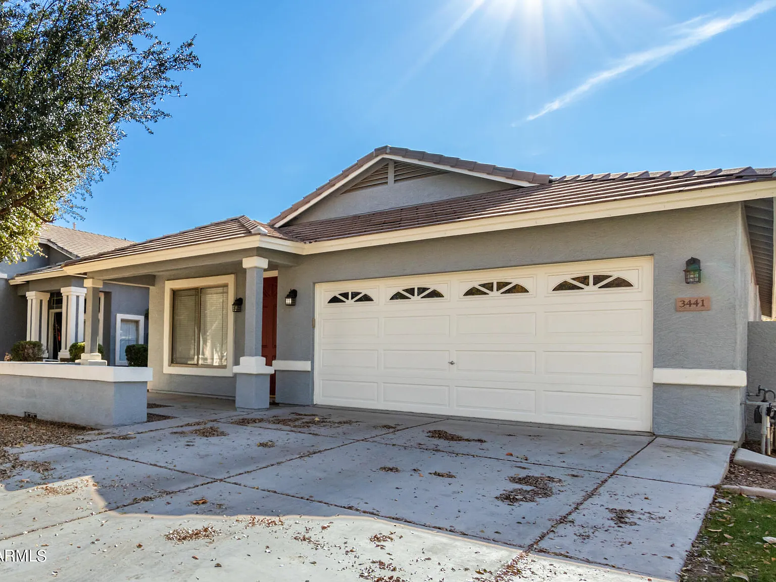 3 bed, 2.0 bath, 1699 sqft, $2,350 — Photo 1