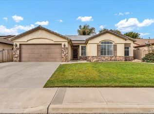 1028 W Sandstone Dr, Hanford, CA 93230