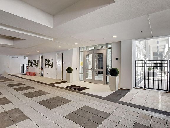 4th image of 155 E Boca Raton Road #Th3