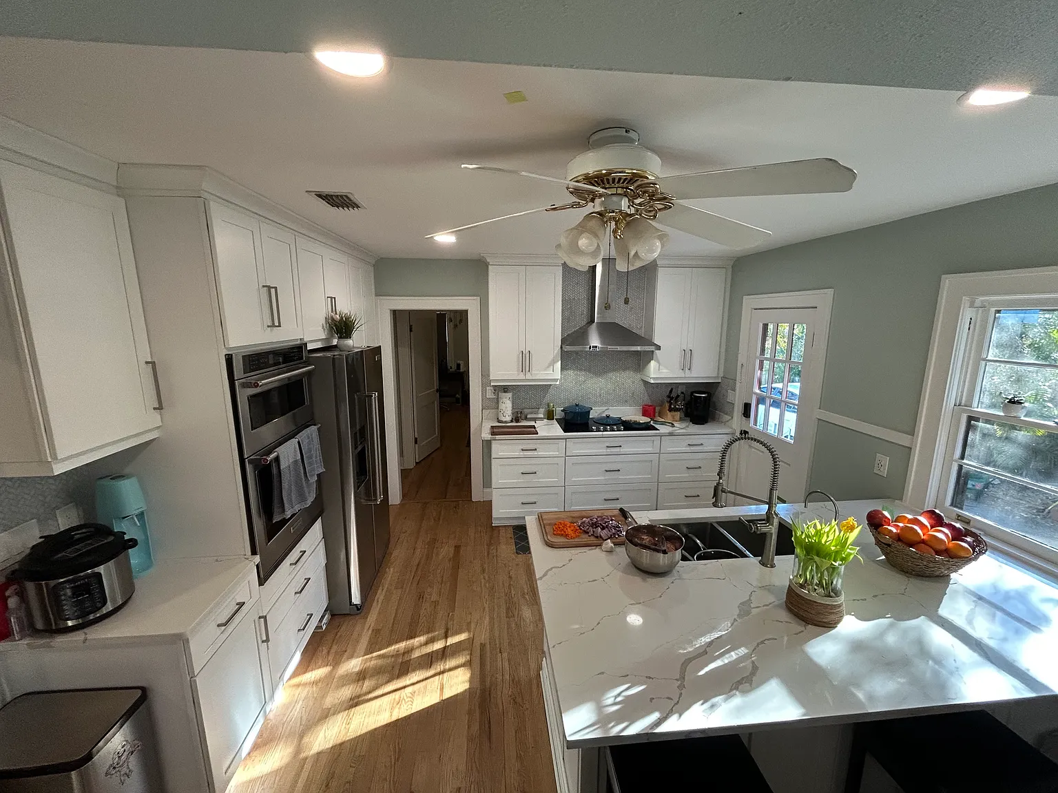 2 bed, 1154 sqft, $2,300 — Photo 2