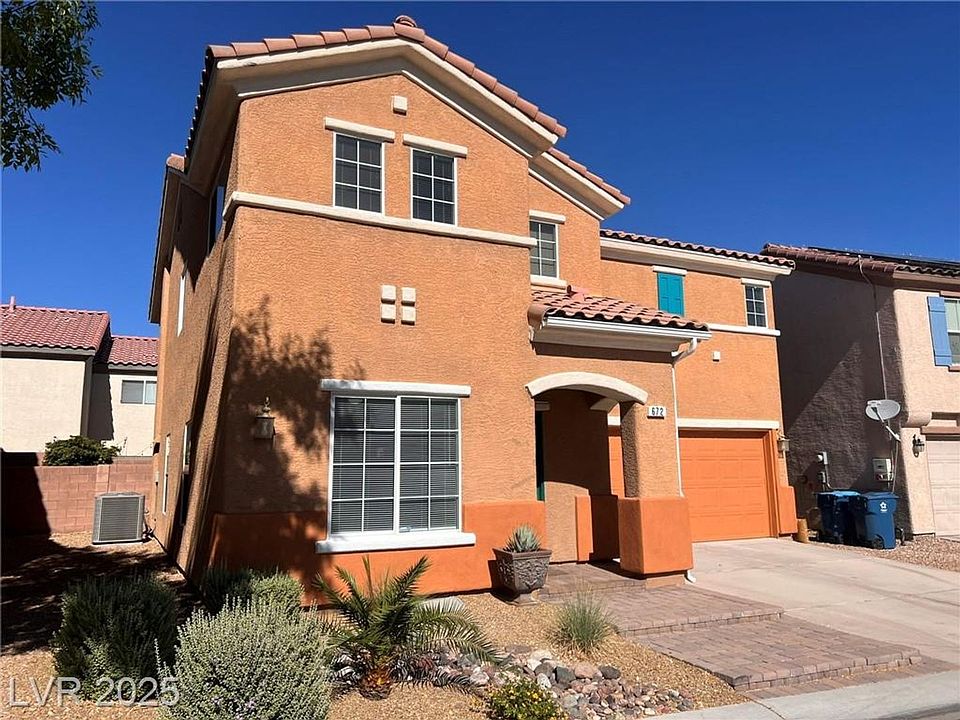 1st image of 672 Wessex Dr