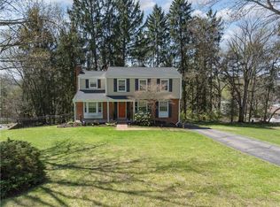 1193 Satellite Cir, Pittsburgh, PA