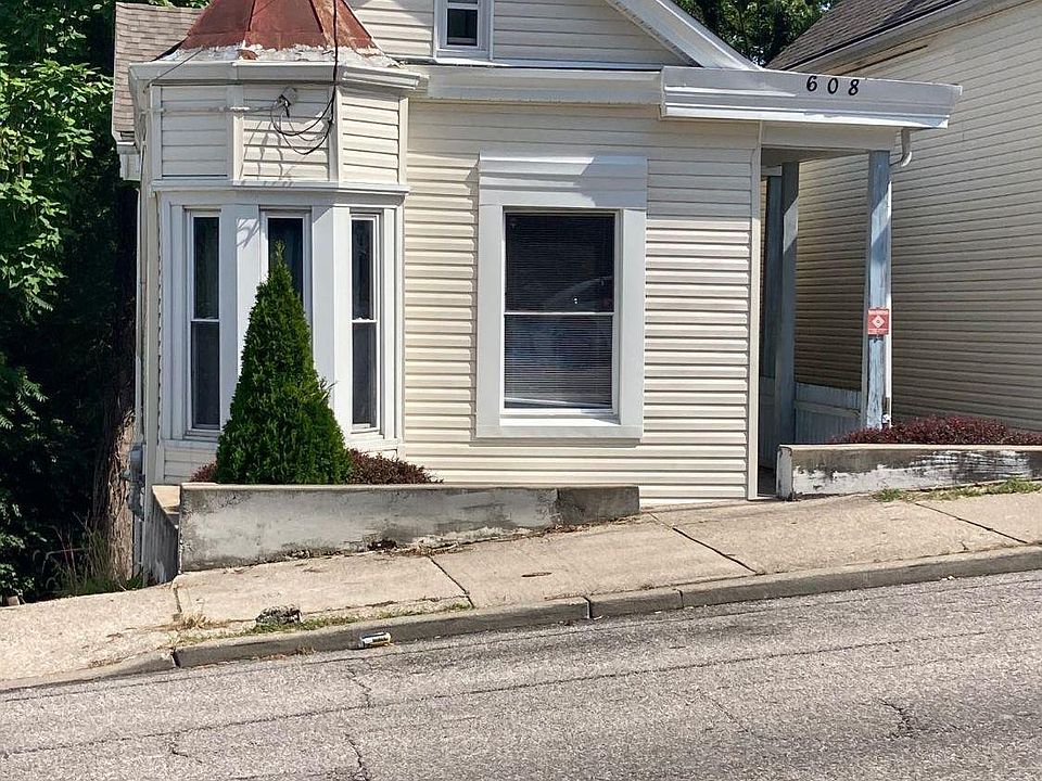 1st image of 608 Straight St
