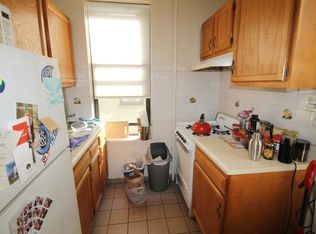 2564 35th St #4, Astoria, NY 11103