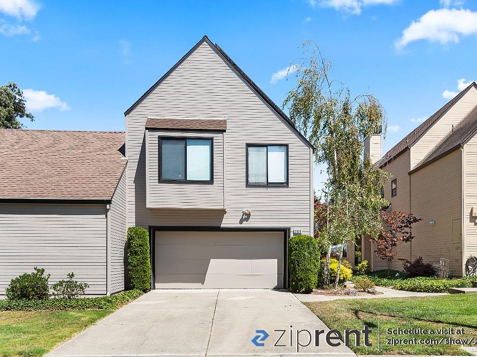 1st image of 2658 Longview Dr