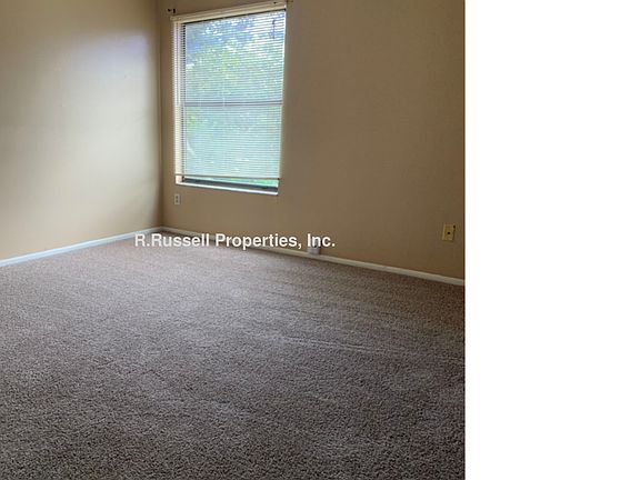 4th image of 607 Casa Park North Ct