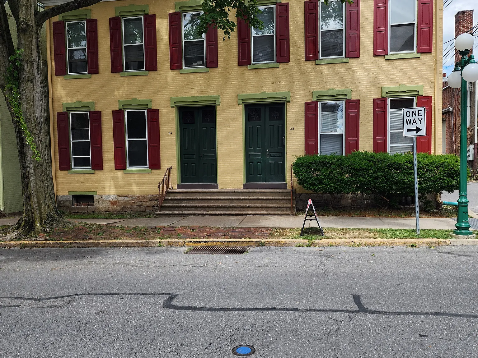 2 bed, $1,050 — Photo 3