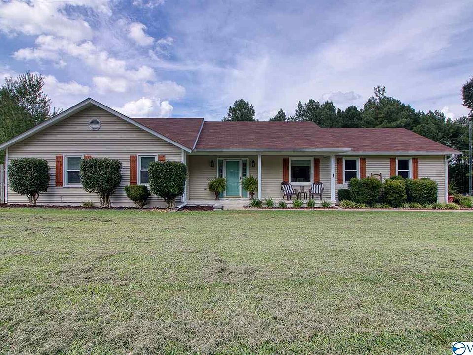 1st image of 150 Anna Kathryn Dr