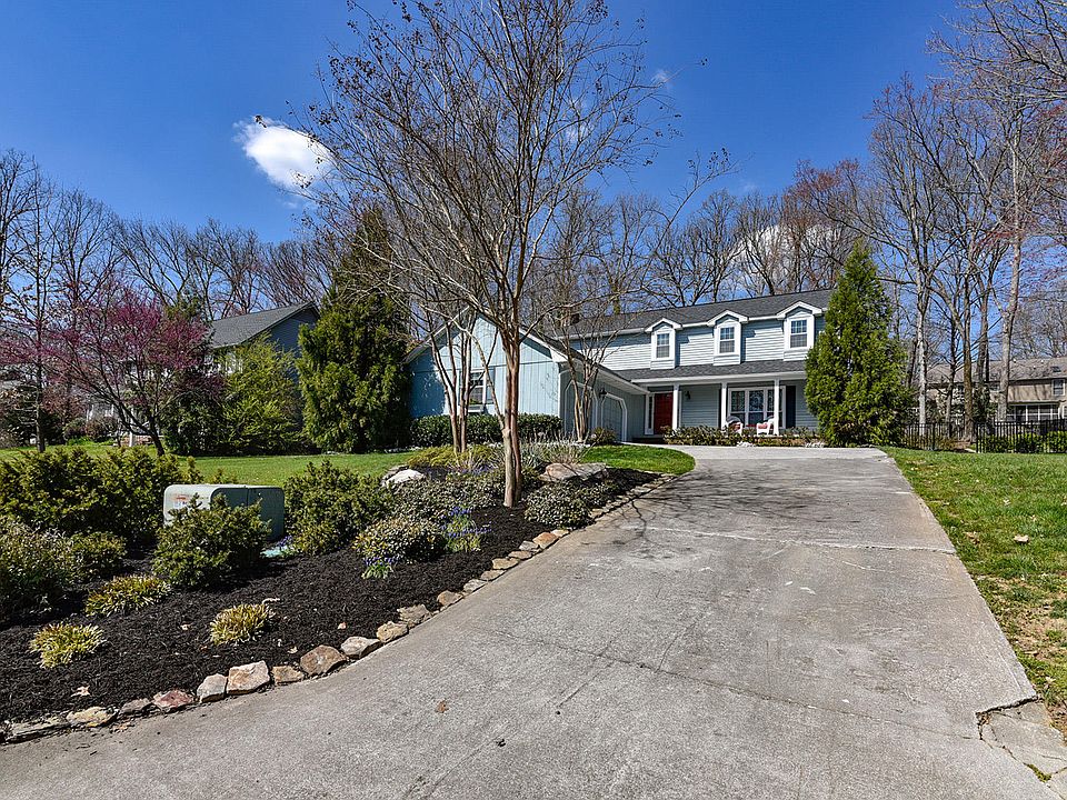 1st image of 625 Glen Willow Dr