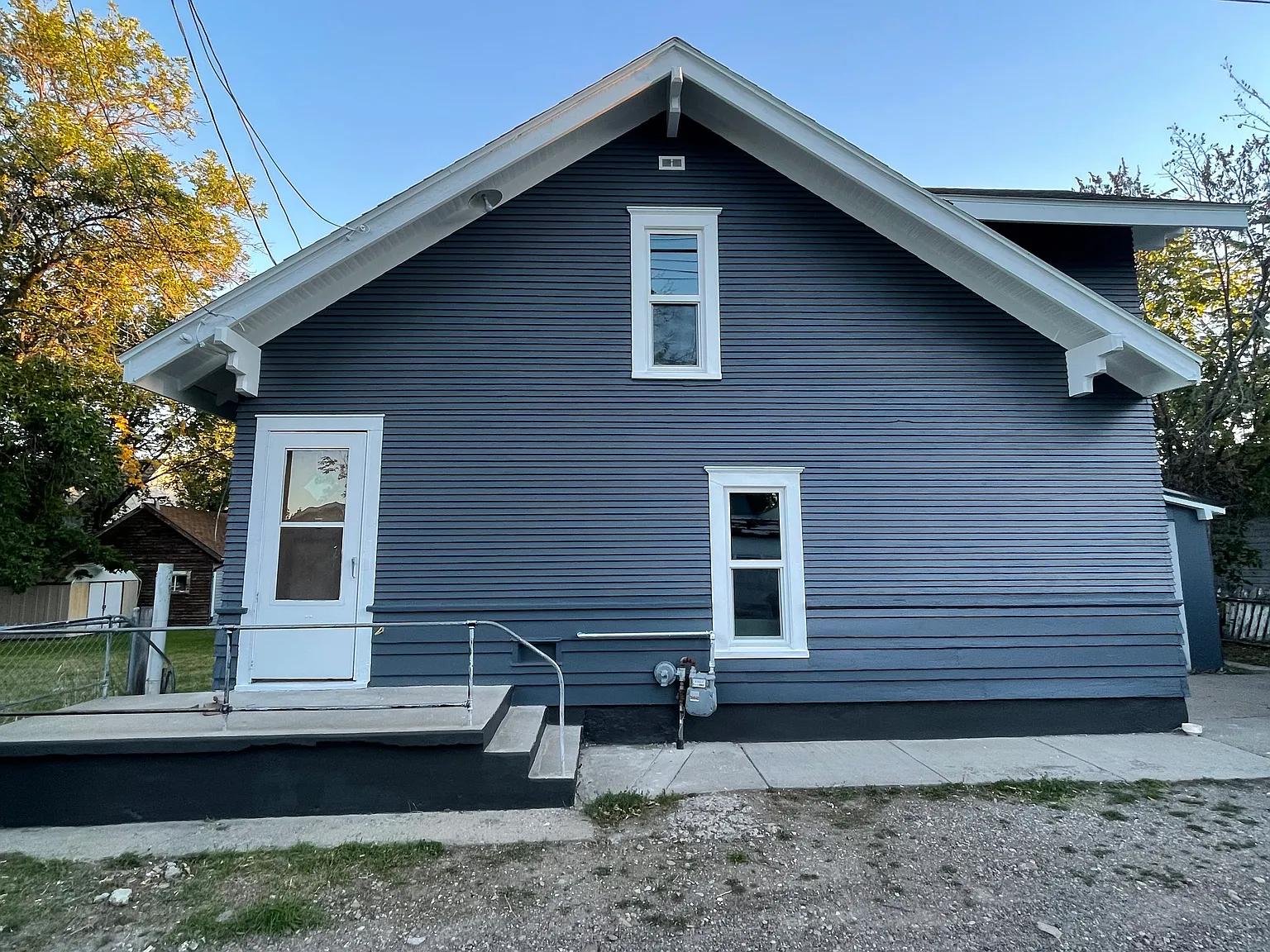 3 bed, 1.5 bath, 1600 sqft, $1,750 — Photo 3
