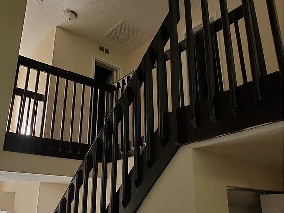 5th image of 7316 Pinewalk Drive