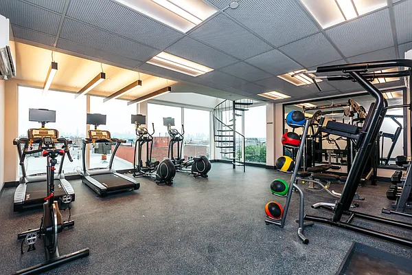 Rented by Nooklyn NYC LLC | media 27