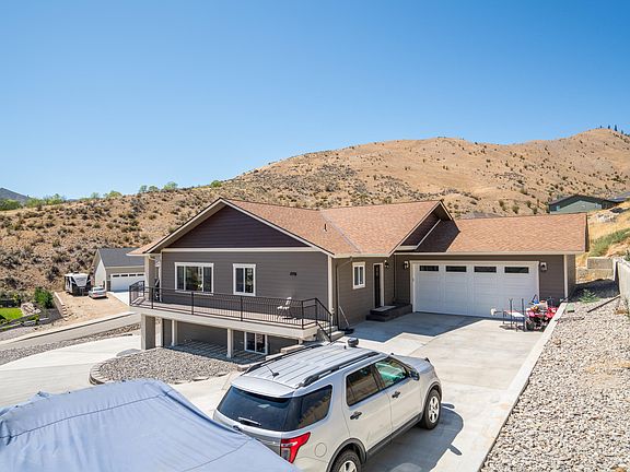 5th image of 9982 Saska Way