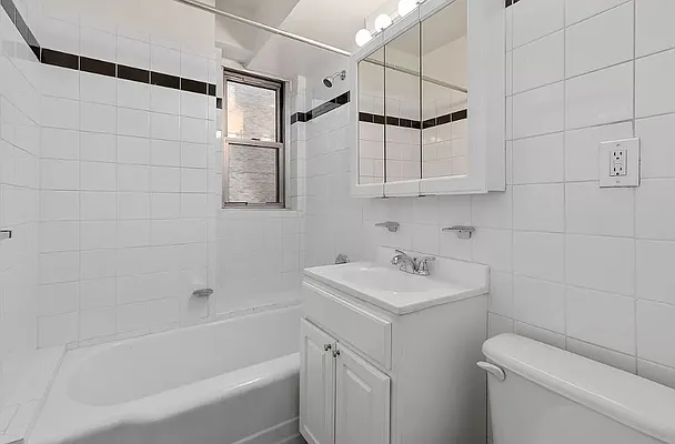 Rented by Dalan Rentals | media 10