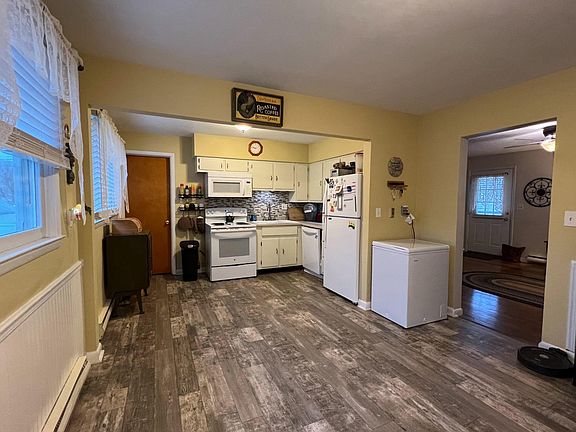 5th image of 540 E 5th St Lot 81