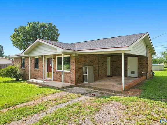 2nd image of 107 Kelly Dr