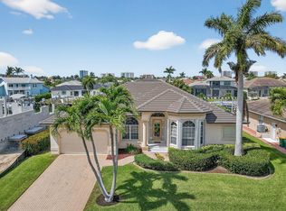 400 Waterleaf Ct, Marco Island, FL 34145