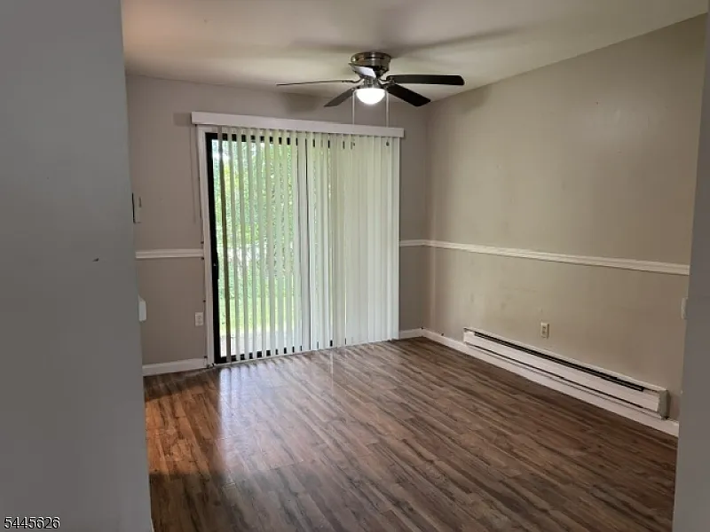 1 bed, 1.0 bath, 750 sqft, $1,800 — Photo 2