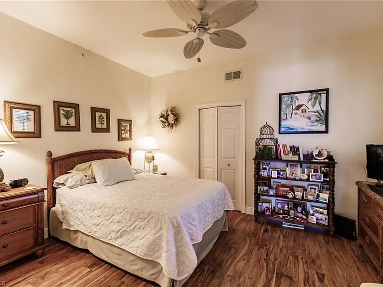 3910 Deer Crossing Ct #1 — Photo 25