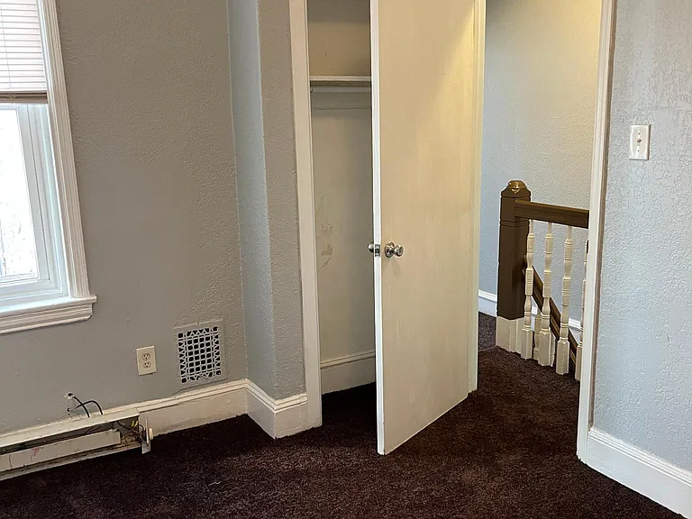 2339 N Gratz St — Photo 16