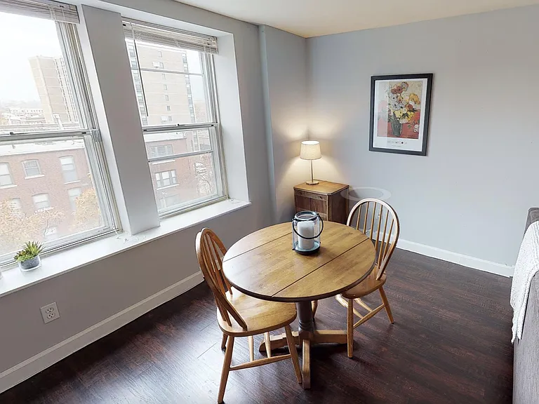 607 Clara Ave #204 — Photo 3