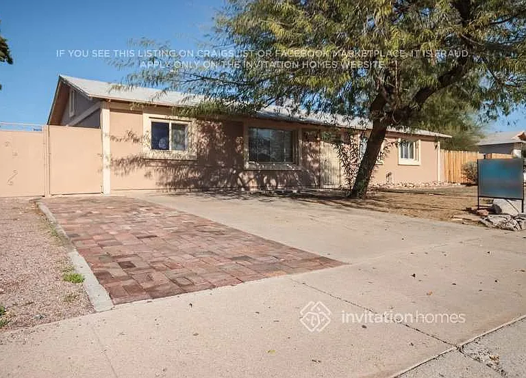 2964 N 53rd Dr — Photo 4