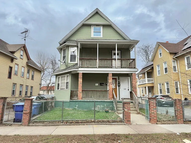 48-50 Acushnet Ave — Photo 16