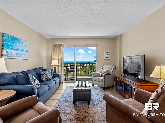 3rd image of 645 Plantation Rd #6303