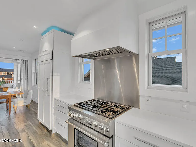 985 Ocean Ave — Photo 100