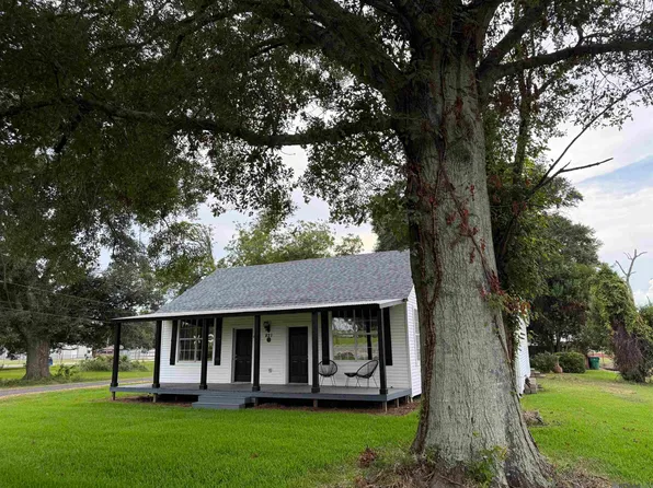 821 Blanchard St, Brusly, LA 70719