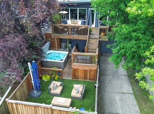2031 N 30th Ave SW, Calgary, AB T2T1R3
