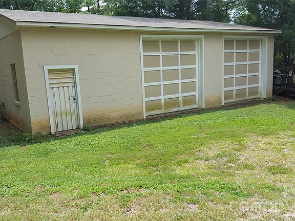 5th image of 1629 Harris Rd #1631